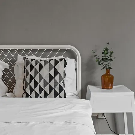 Old Town 23b דירה *