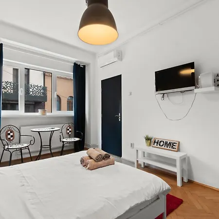 Old Town 23b בוקרשט