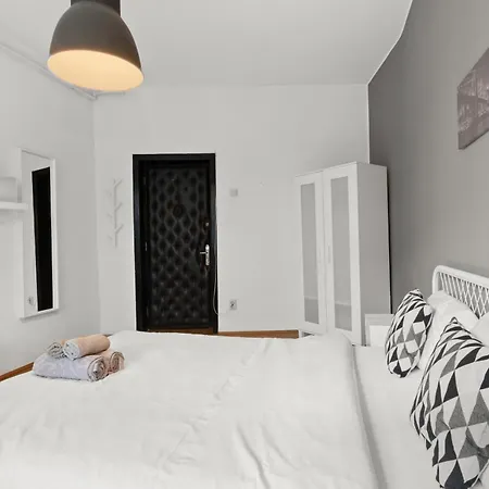 아파트 Old Town 23b 부쿠레슈티